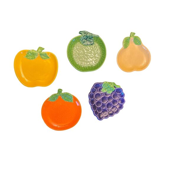 Set Of 5 Fruit-Shaped Ceramic Plates - Apple Orange Pear Grapes & Tomato Theme D - Picture 1 of 12